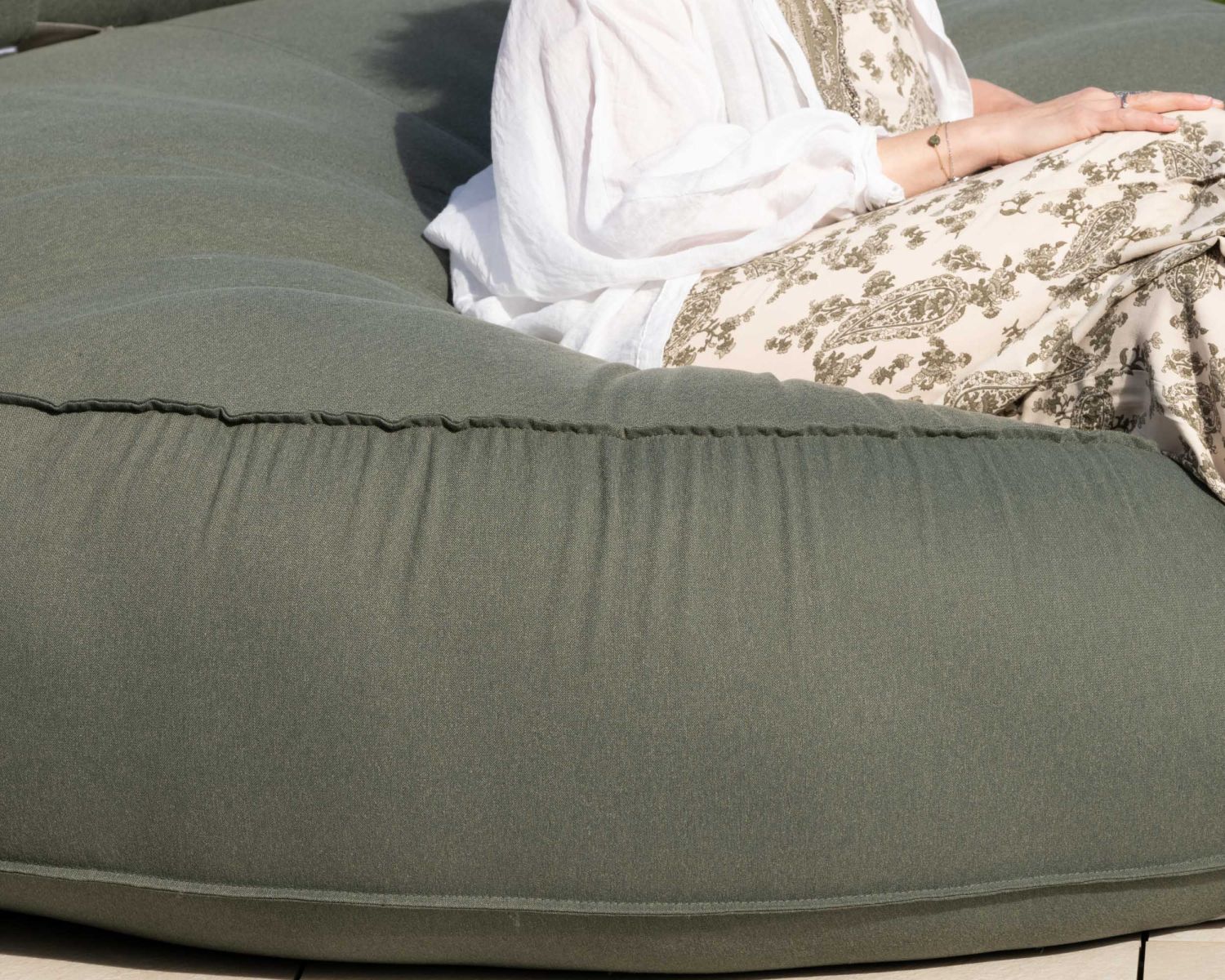 Bain de soleil XXL ultra-moelleux "Saint Tropez" en tissu spécial extérieur vert kaki