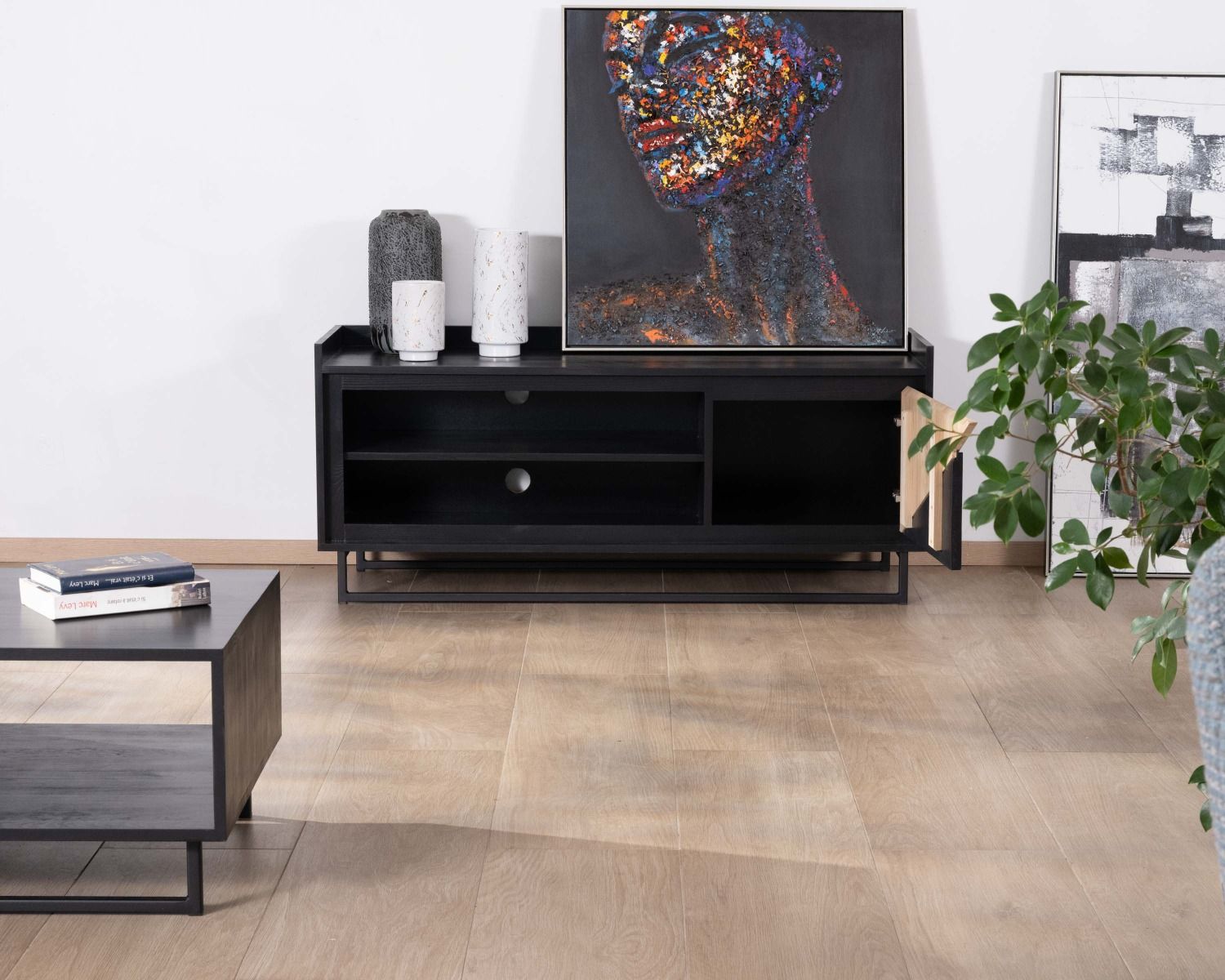 Meuble télé 140 cm en bois massif "Trace"