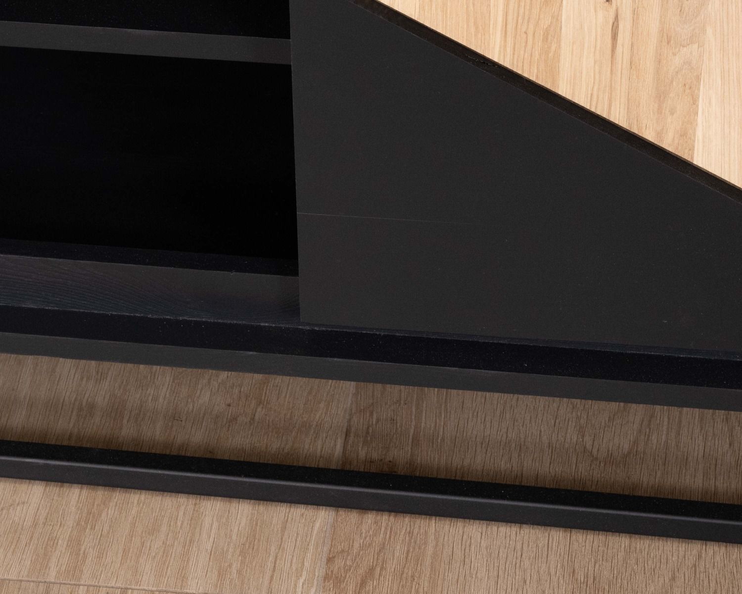 Meuble télé 2 portes 180 cm en bois massif "Trace"