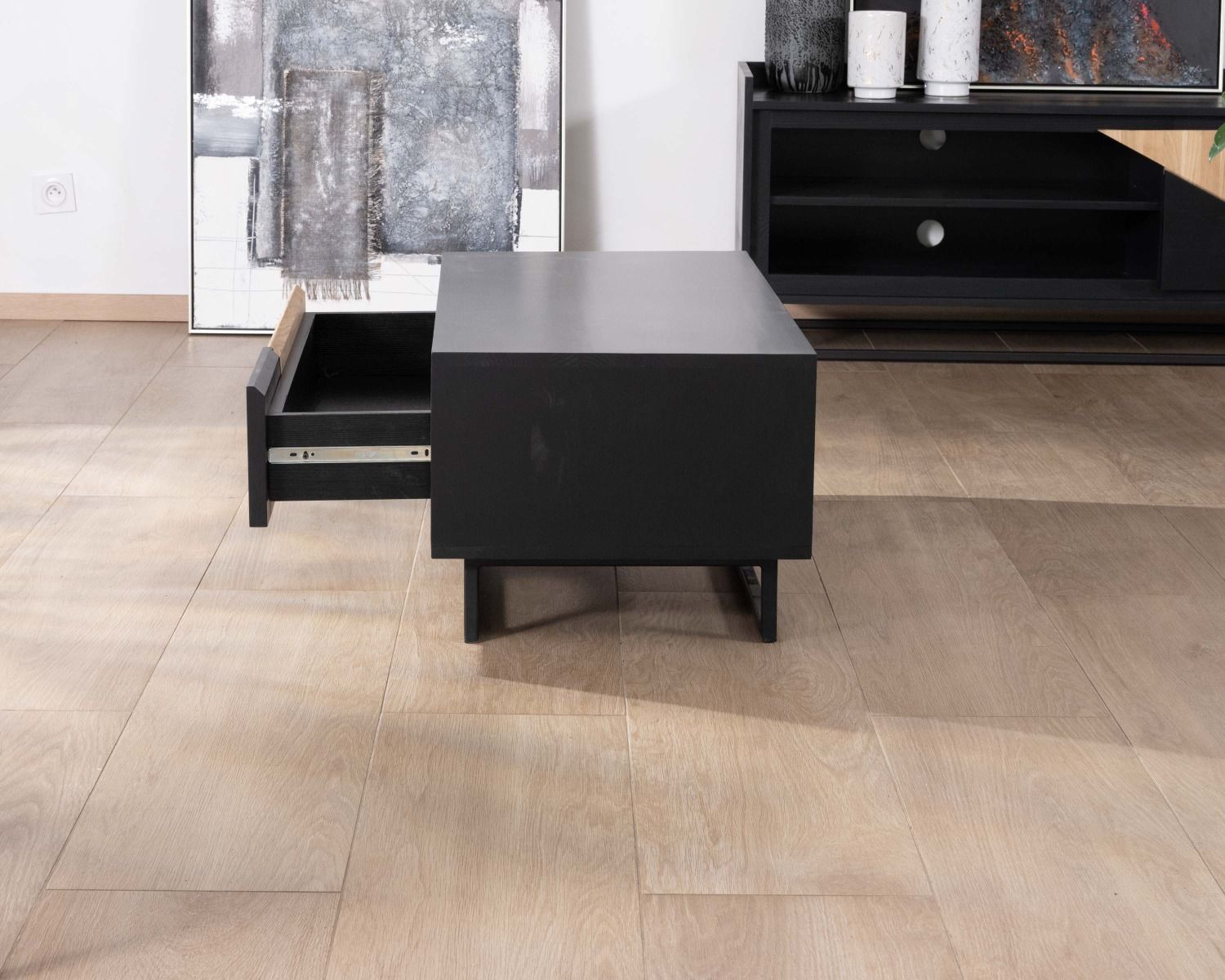 Table de salon en bois massif noir et blanchi "Trace"