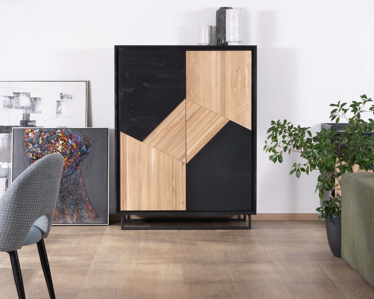 Armoire 2 portes en bois massif finition noire et huilée blanchie "Trace"