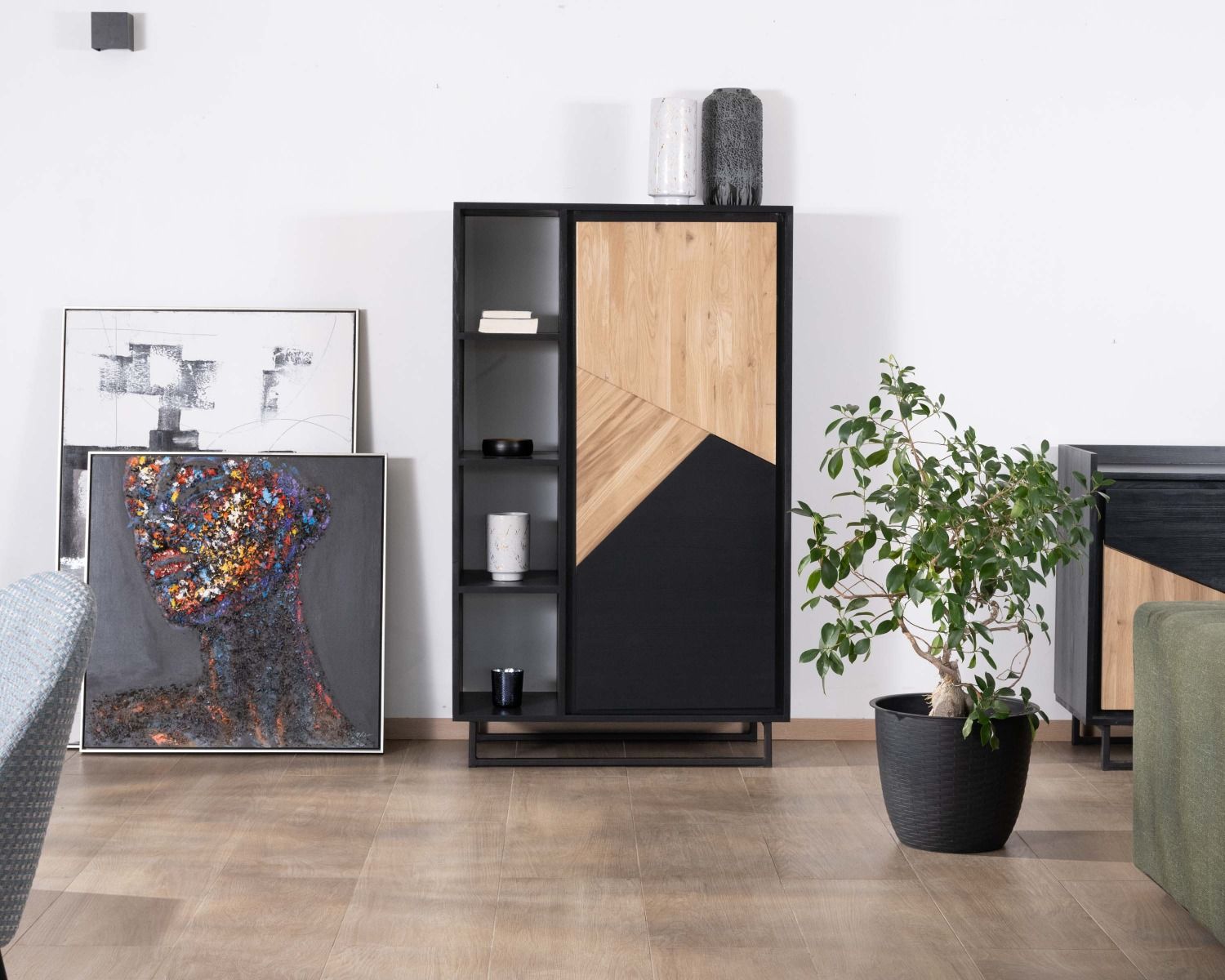 Armoirette à étagères en bois massif finition huilée blanchie et noir "Trace"