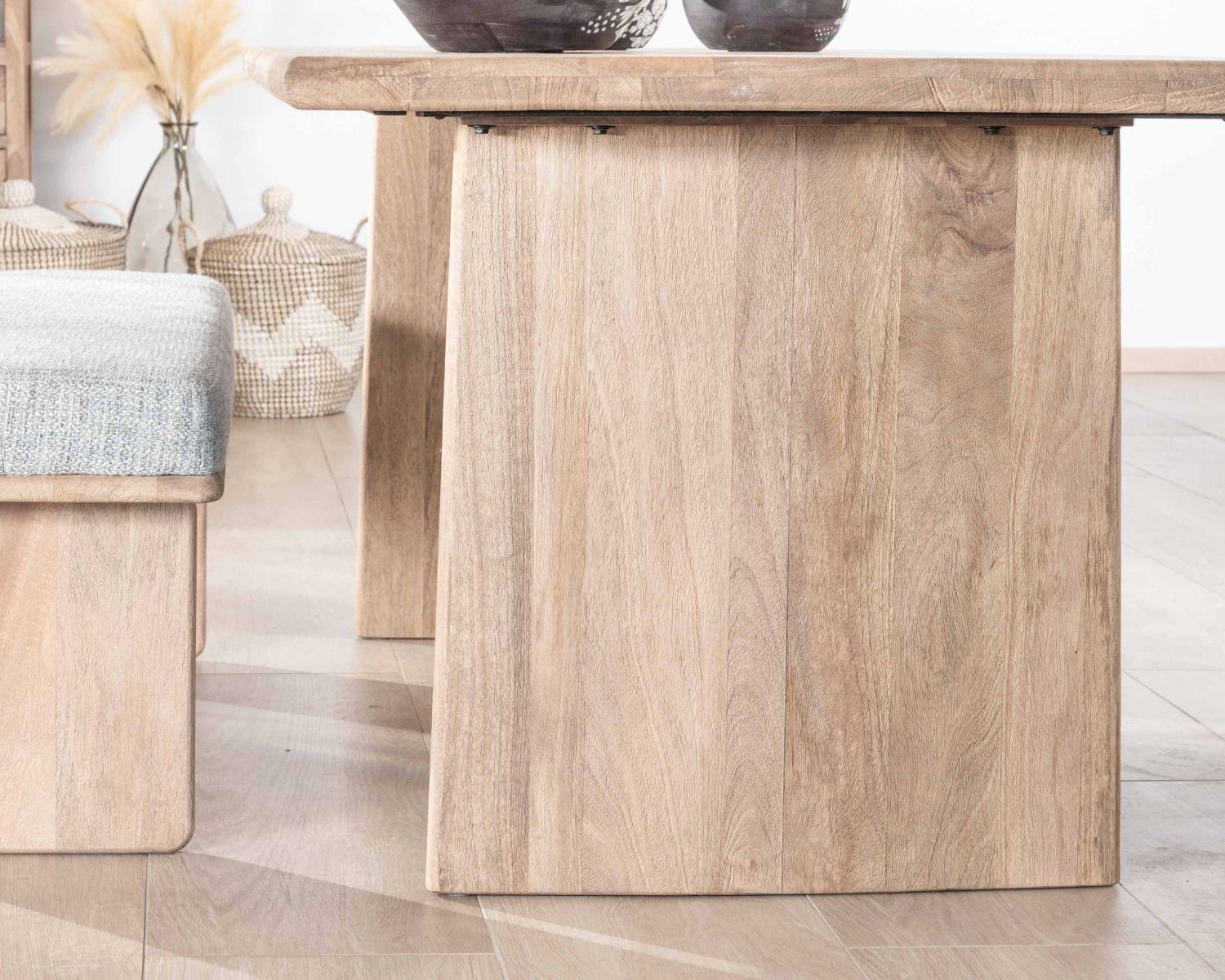 Table de salle à manger rectangulaire 180cm en manguier sablé pieds latéraux pleins "Maestro"