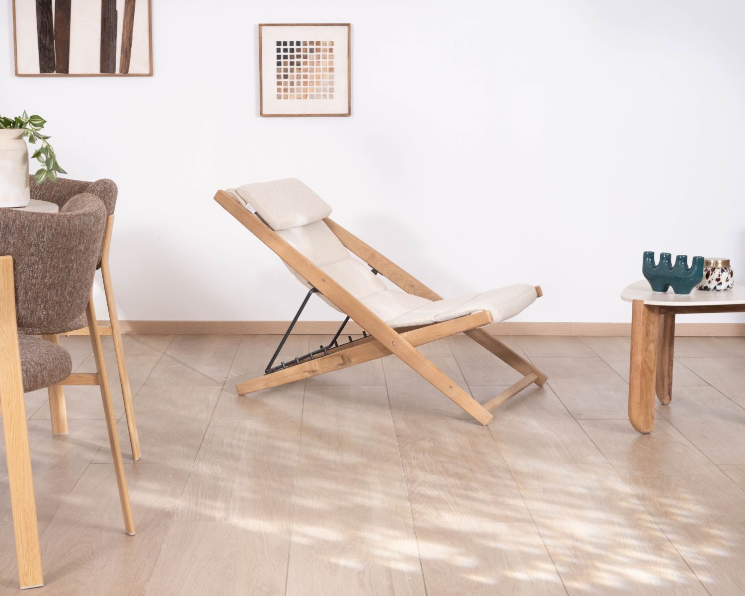 Chilienne matelassée en tissu bouclette écru et teck massif "Alizé" intérieur/extérieur