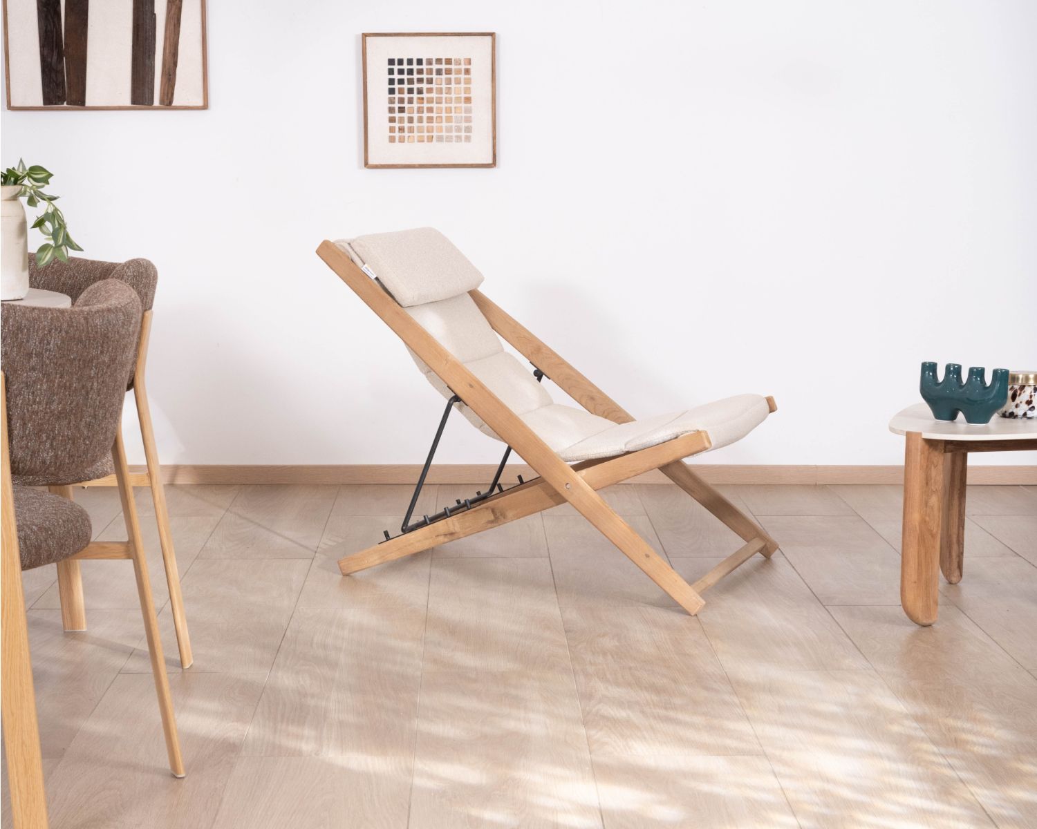 Chilienne matelassée en tissu bouclette écru et teck massif "Alizé" intérieur/extérieur