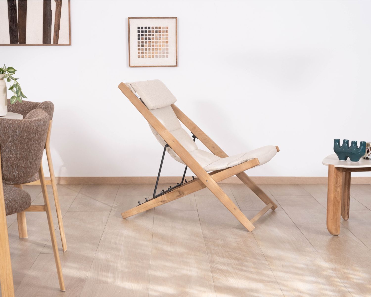 Chilienne matelassée en tissu bouclette écru et teck massif "Alizé" intérieur/extérieur