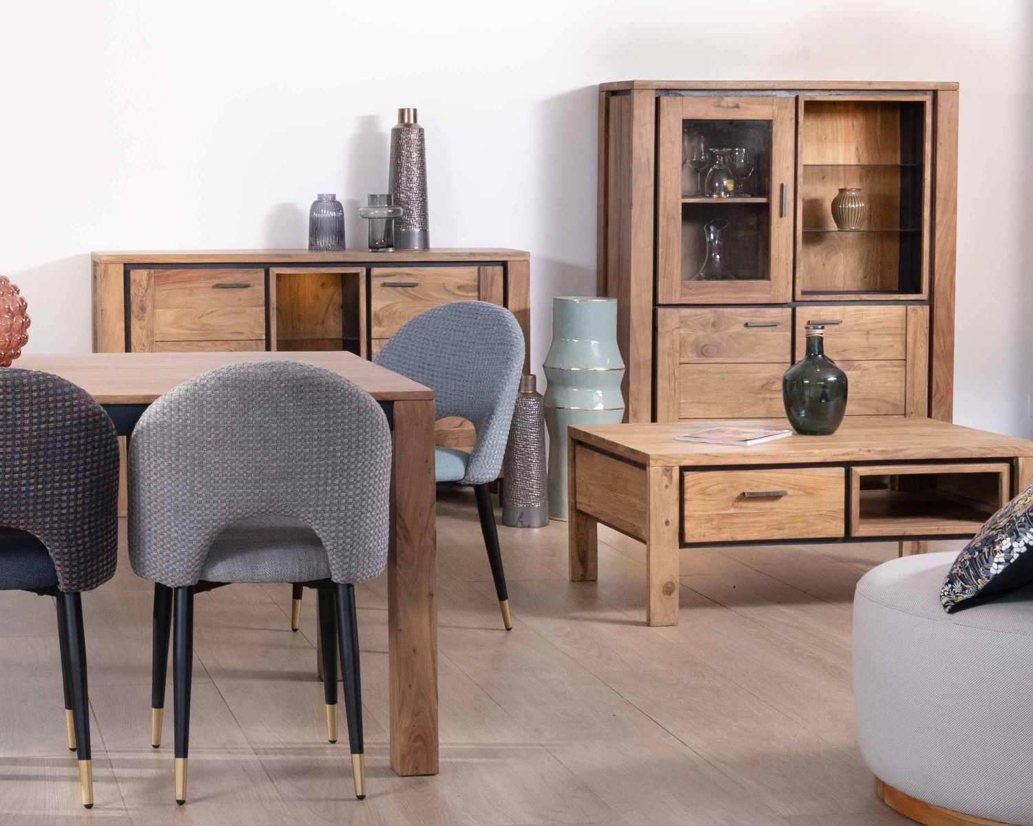 Table de salon rectangulaire recto-verso acacia massif avec tiroirs et contour noirs "Fantaisie" 110cm