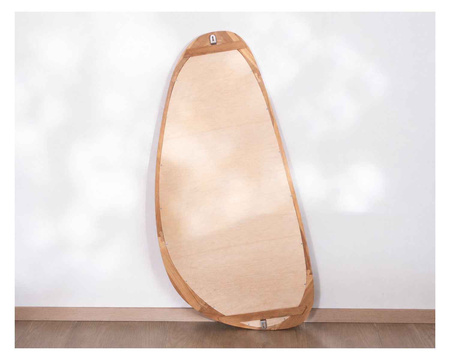 Miroir forme organique avec cadre en bois "Solira" 130 cm de haut