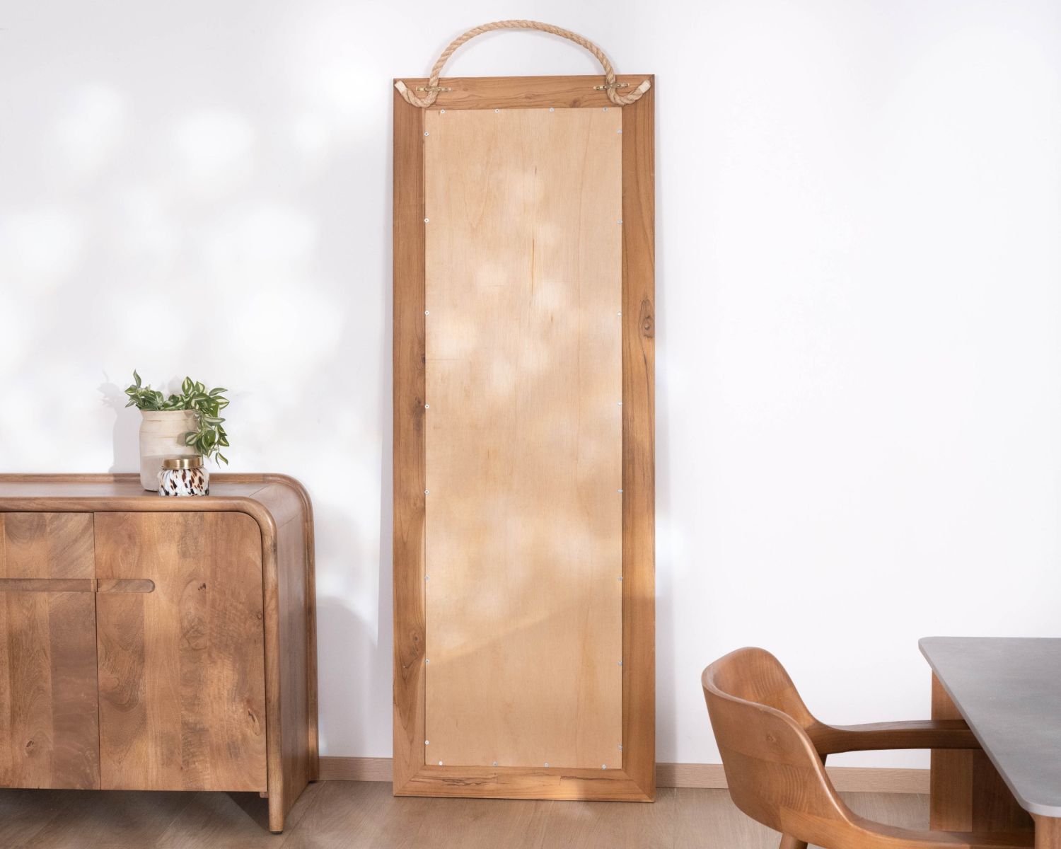 Grand miroir à poser 180 cm en teck "Solira" esprit naturel