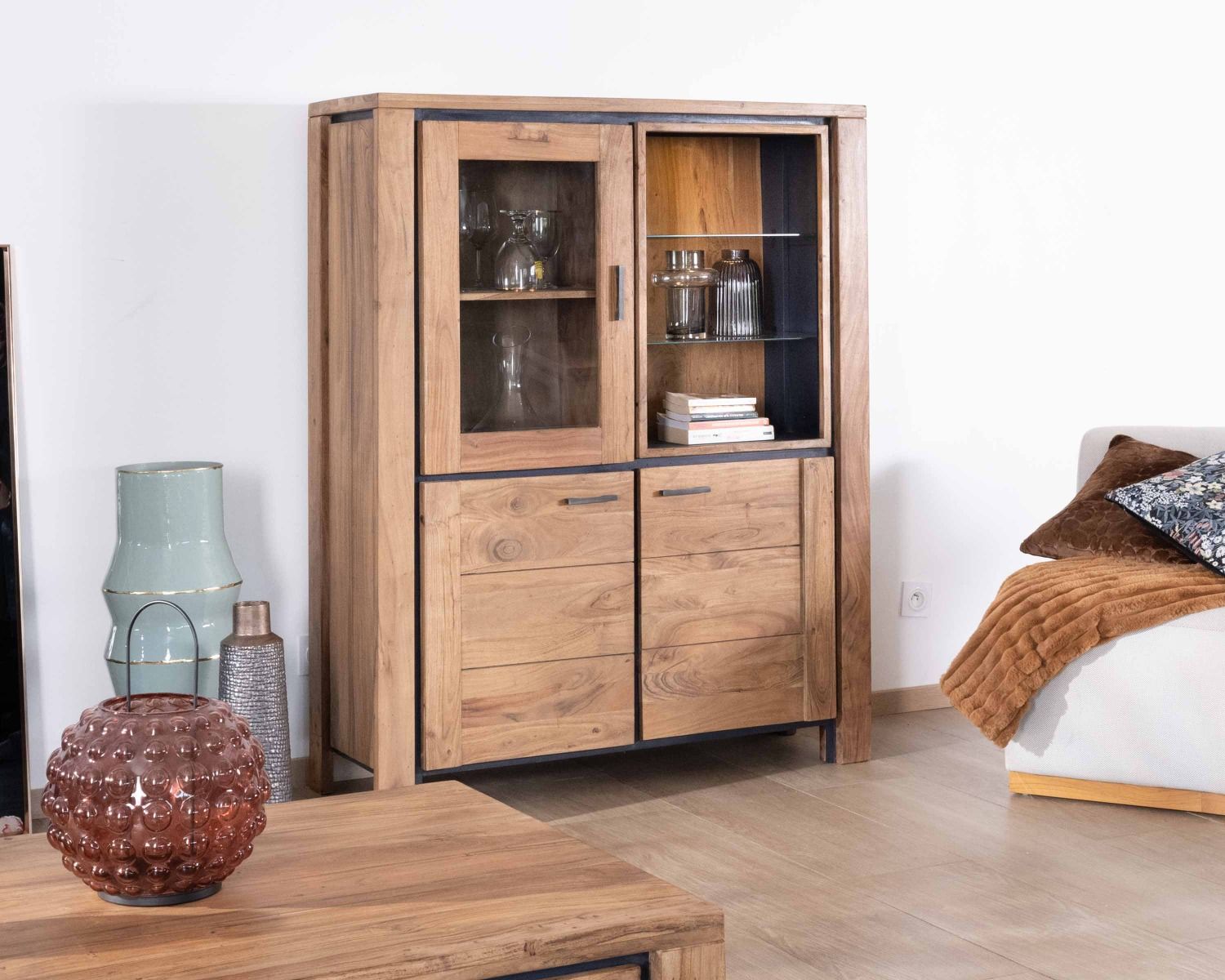 Vaisselier contemporain acacia massif relief noir 3 portes et niche avec étagères verres "Fantaisie"