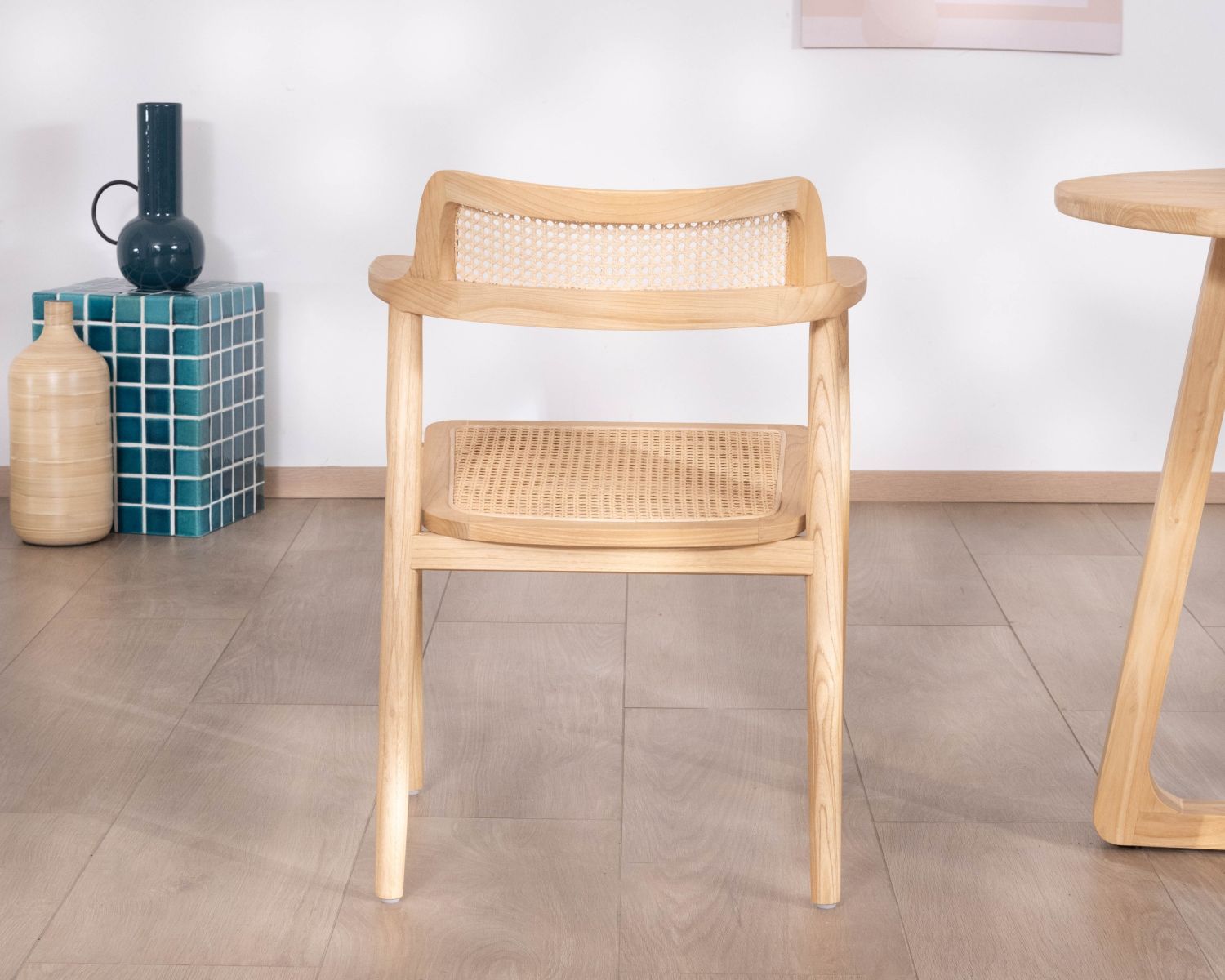 Chaise de repas avec accoudoirs design épuré "Vogue" avec cannage naturel