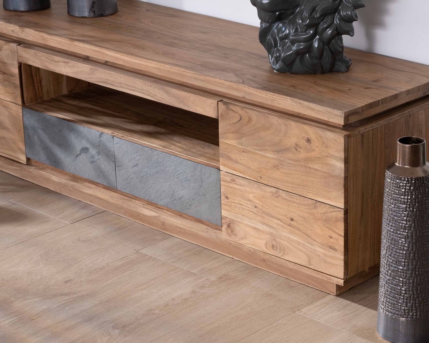 Meuble télé 175cm en acacia avec tiroirs façade placage pierre et bande LED "Paguera"