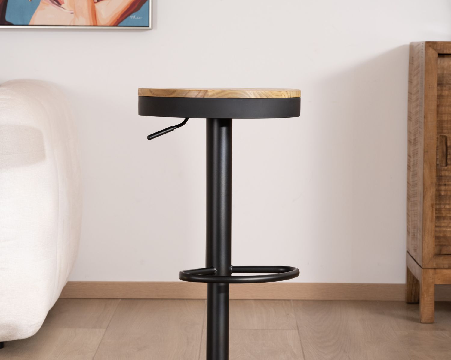 Lot de 2 tabourets réglables en hauteur avec assise bois "Juo" en métal noir