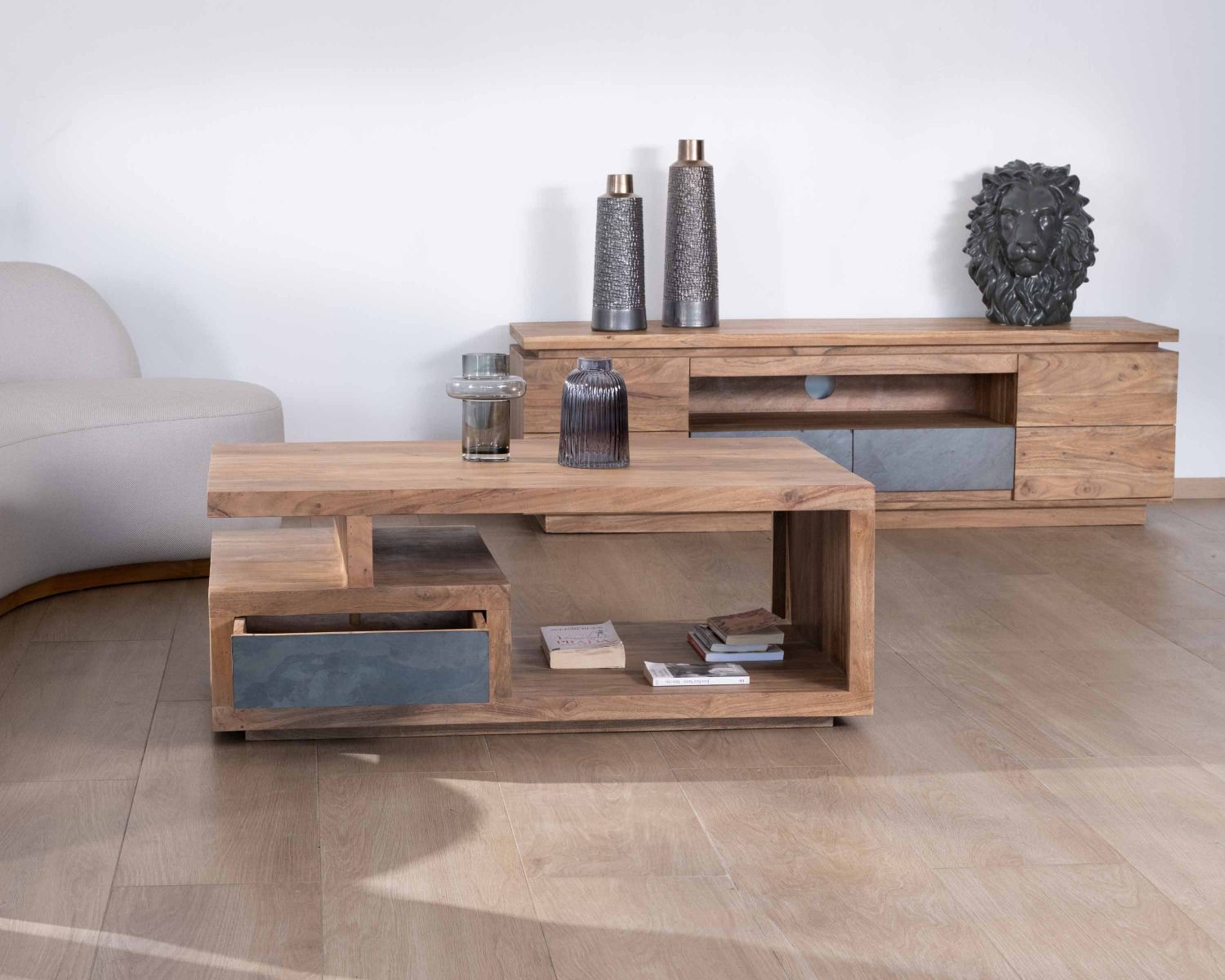 Table de salon contemporaine rectangulaire 120x70cm en acacia massif "Paguera"