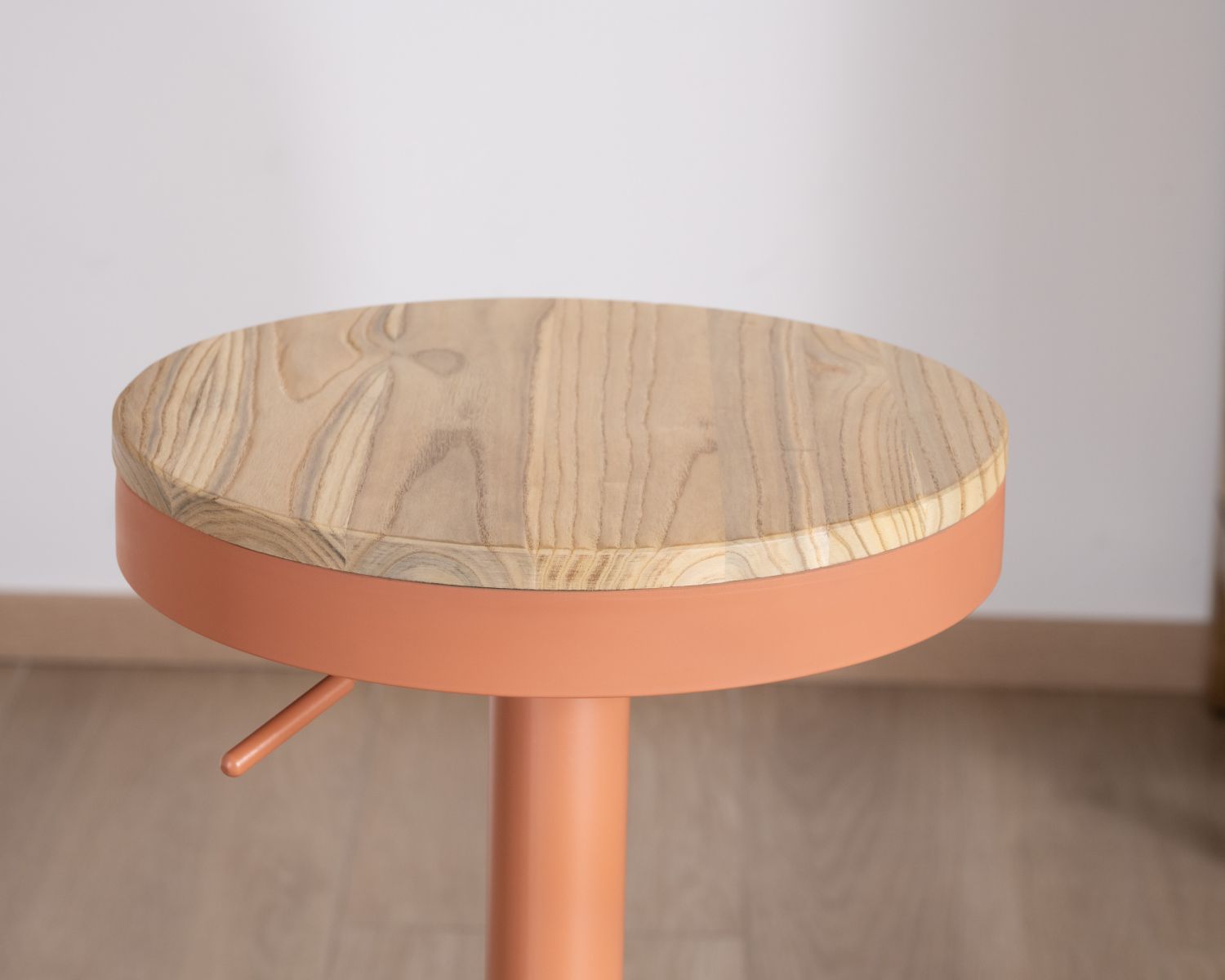 Lot de 2 tabourets de bar réglables en hauteur "Juo" bois et métal terracotta