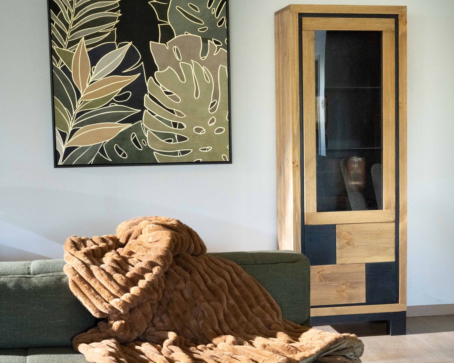 Colonne de rangement vitrée en pin brossé 2 portes "Cubo"