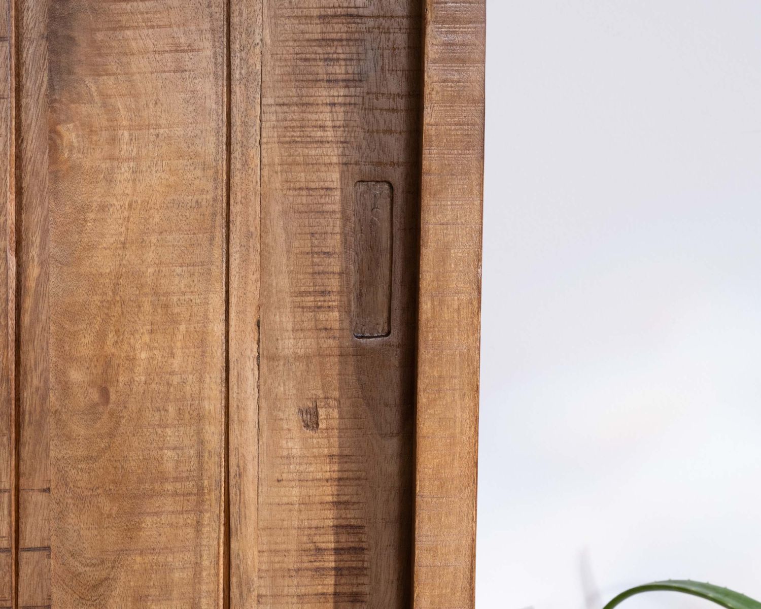 Buffet haut 2 portes coulissantes en manguier massif "Aruna" style chaleureux