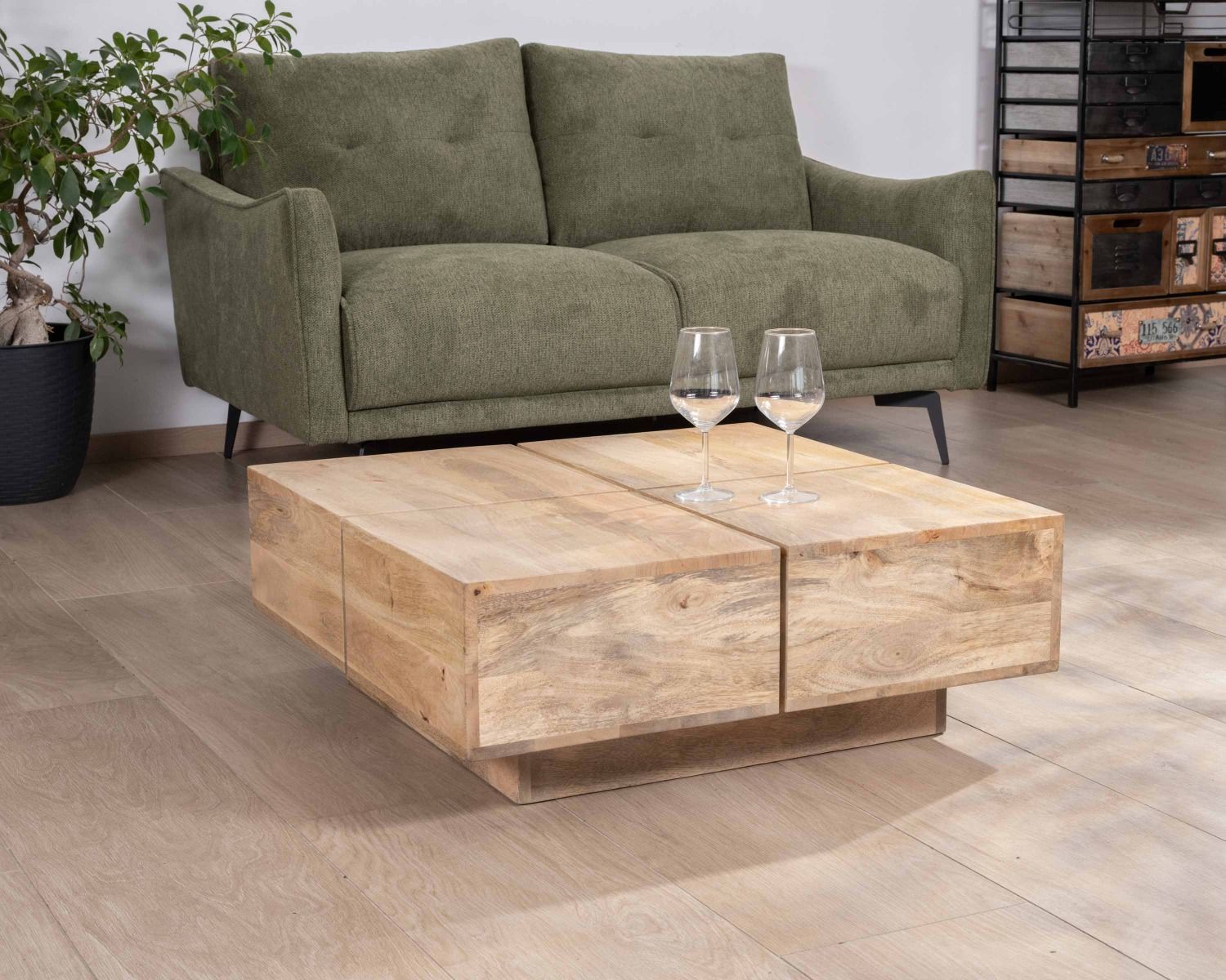Table basse carrée style contemporain en bois massif naturel "Pablo"