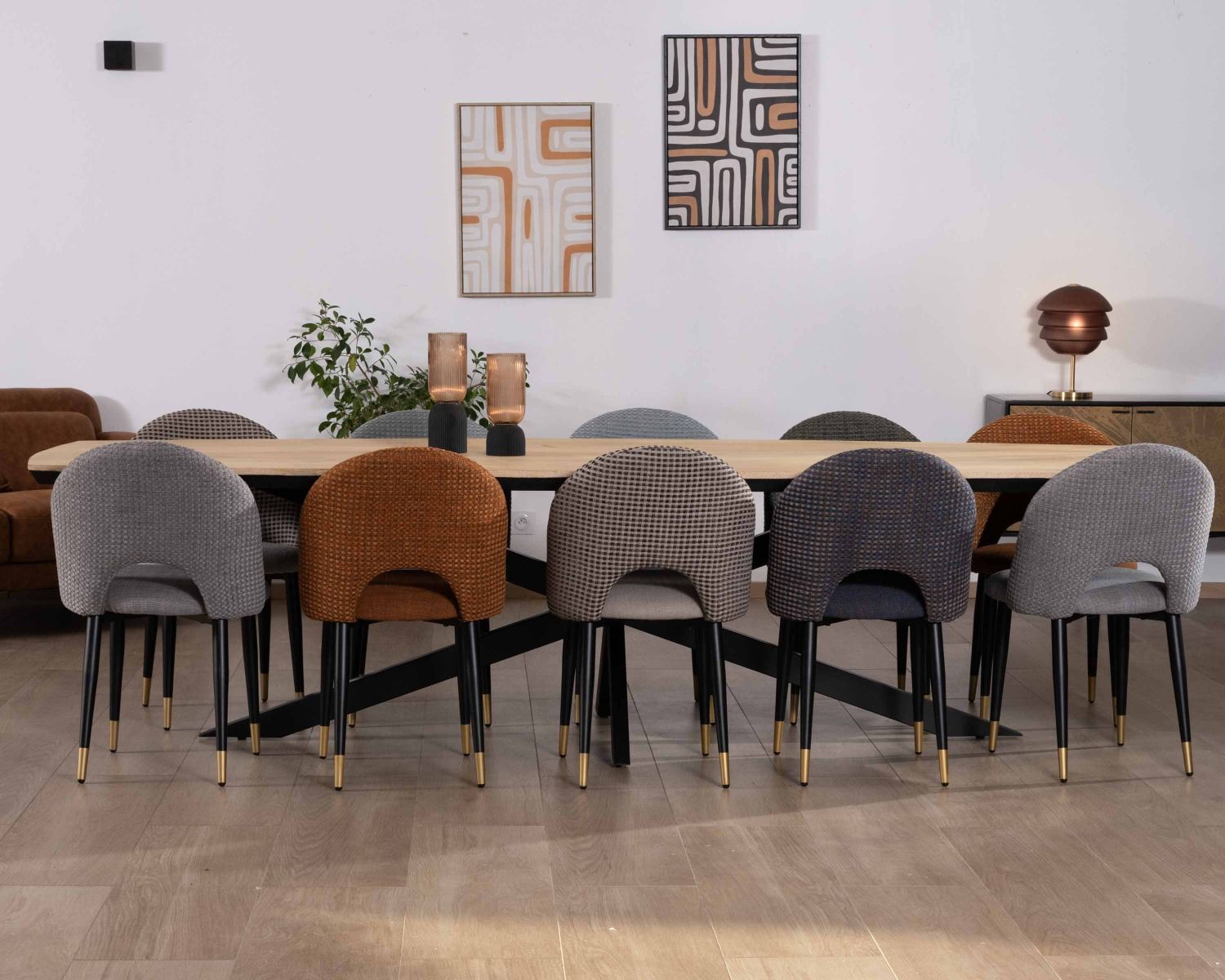 Lot de 2 chaises en tissu taupe et pieds métal laqué noir "Vermont"