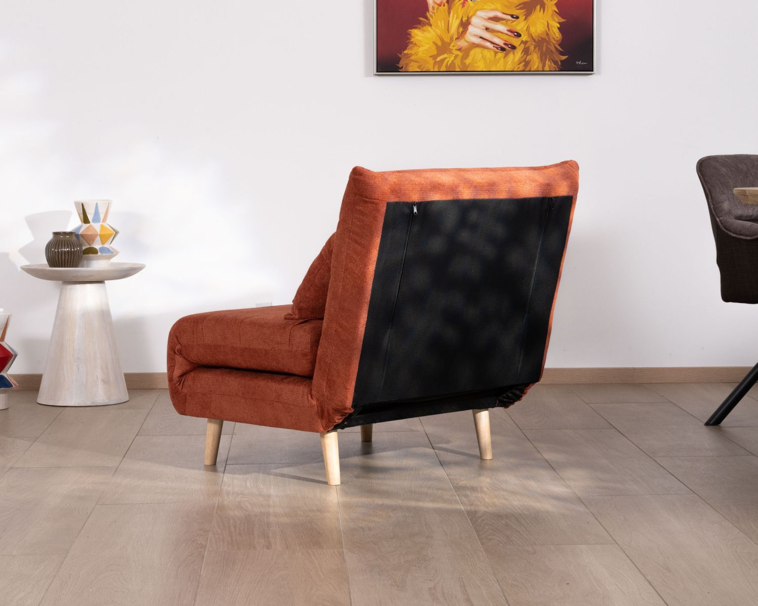 Fauteuil design scandinave en tissu terracotta "Folda" convertible en lit d'appoint