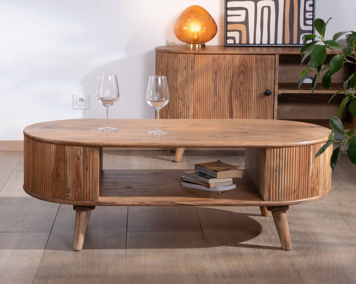 Table de salon design arrondi vintage en acacia "Boomer"