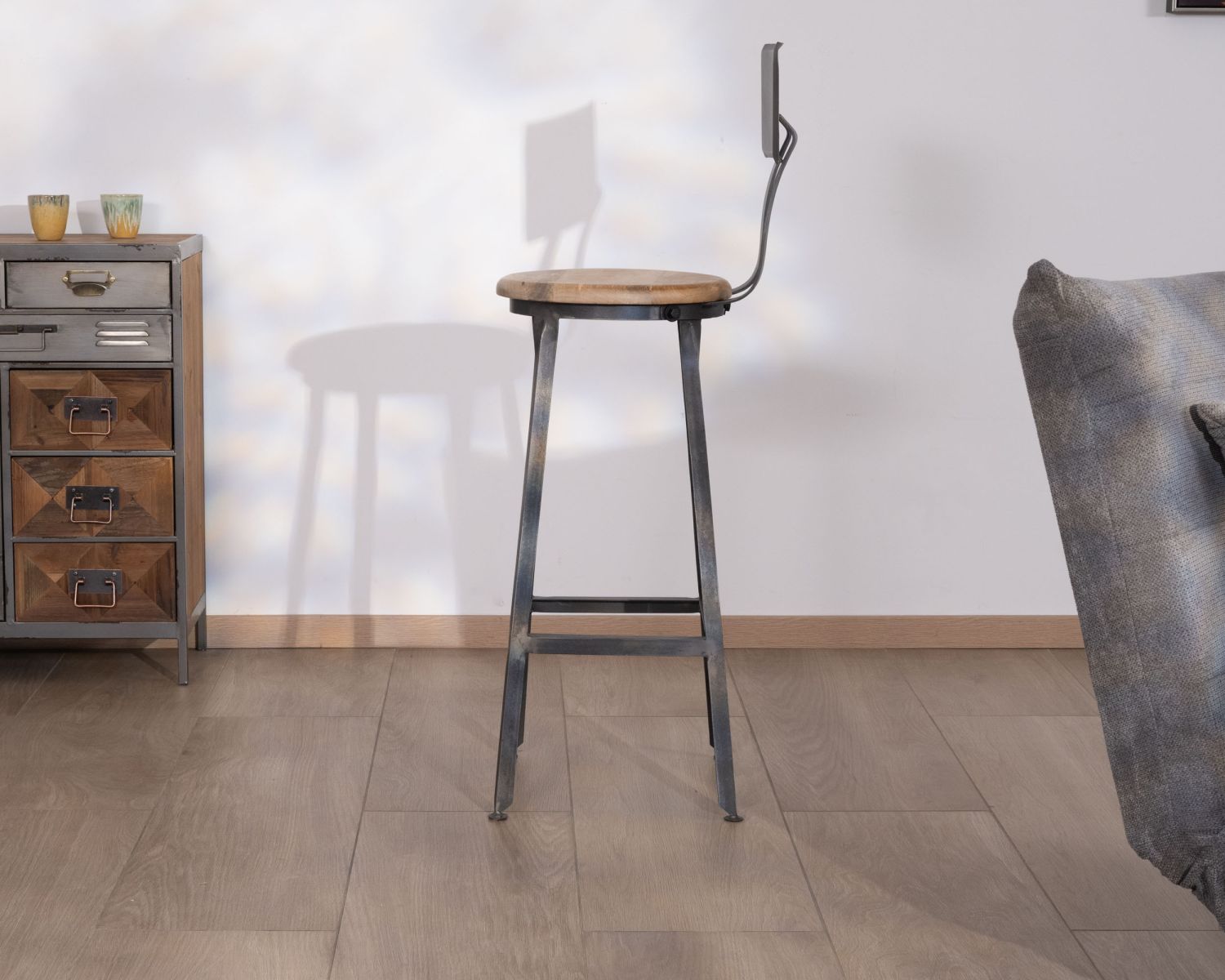 Chaise de bar métal gris antique et bois "Atelier grey" hauteur 110 cm