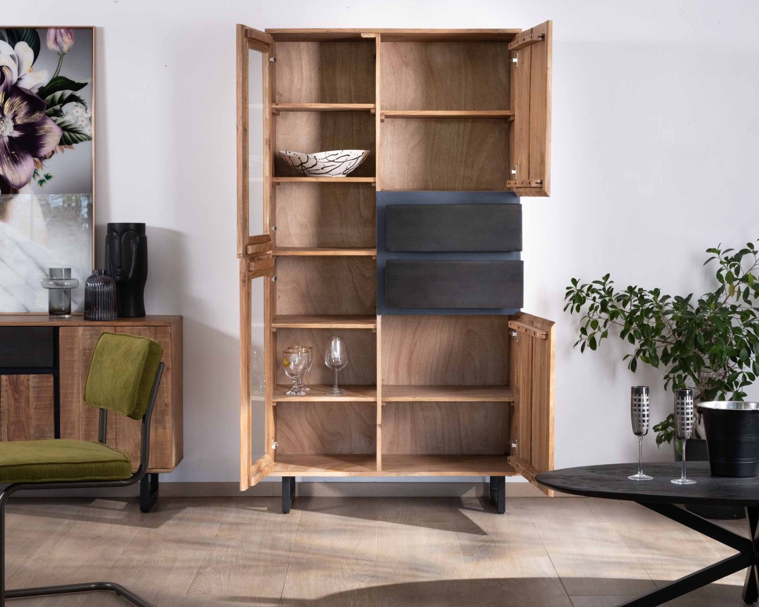 Vaisselier contemporain en acacia avec portes vitrées et tiroirs noirs "Bennett"