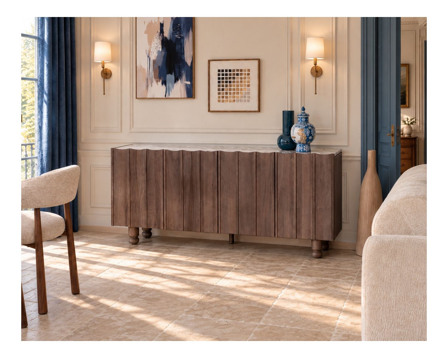 Enfilade 4 portes en manguier massif et marbre beige veiné "Manon" à façades cannelées