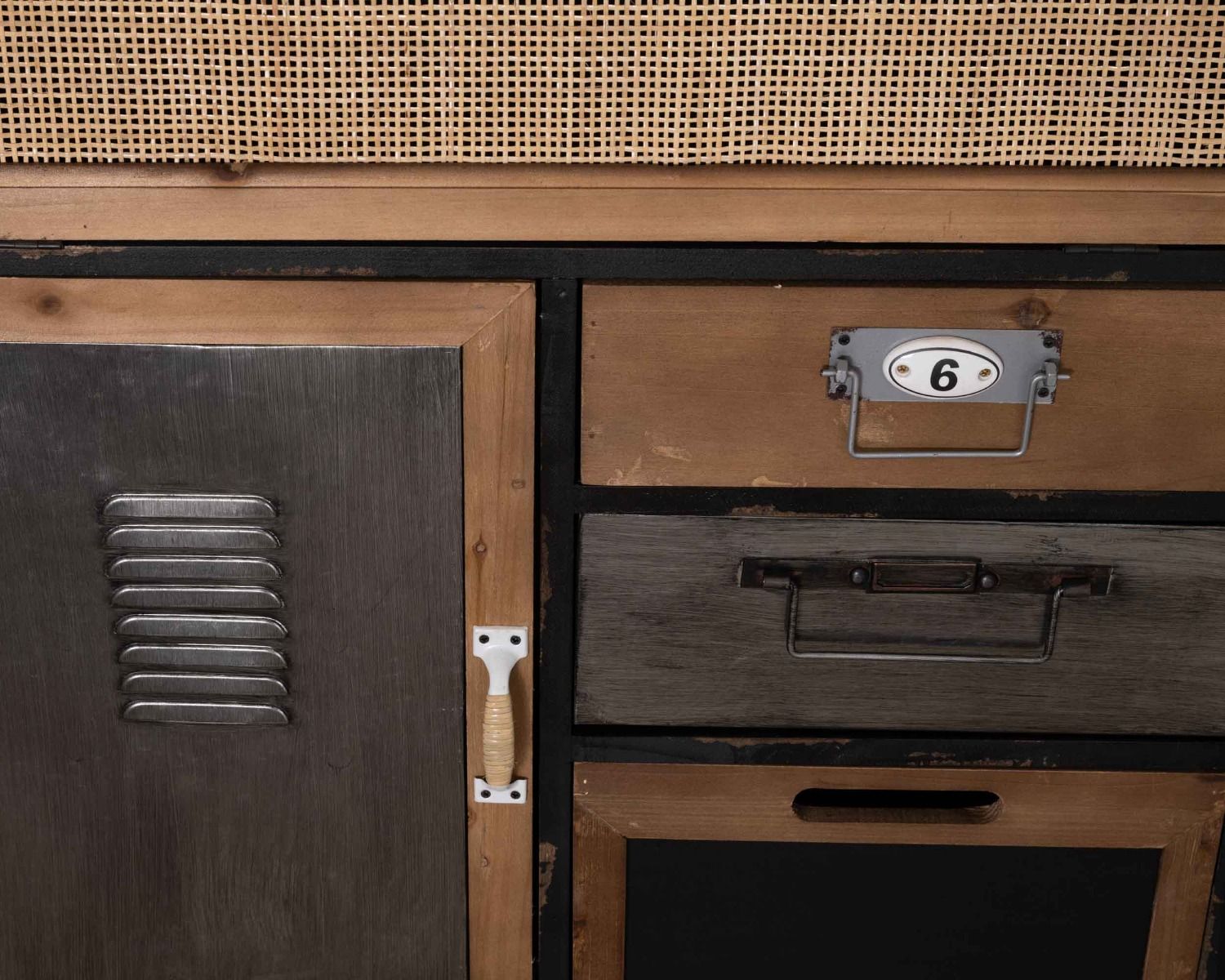 Buffet déco à tiroirs en sapin massif et façades fantaisies "Mélimélo Indus"