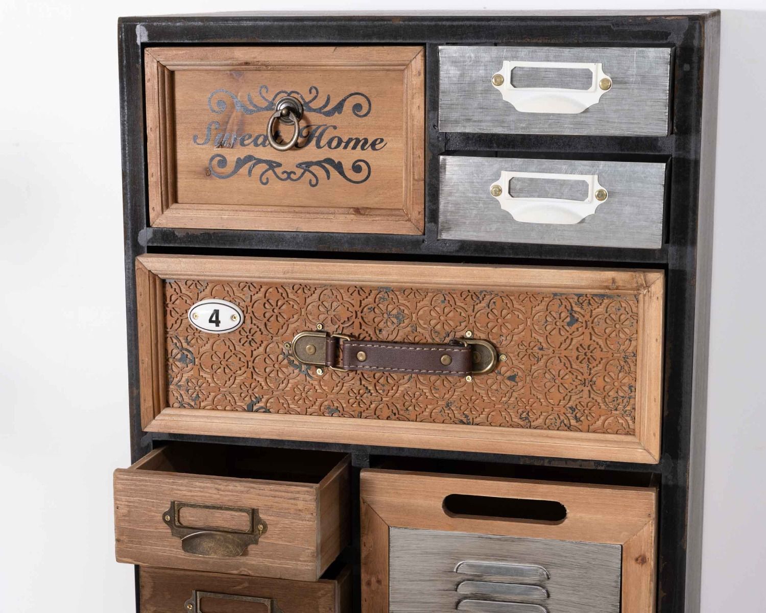 Commode verticale en sapin noir et façades décos "Mélimélo Indus"