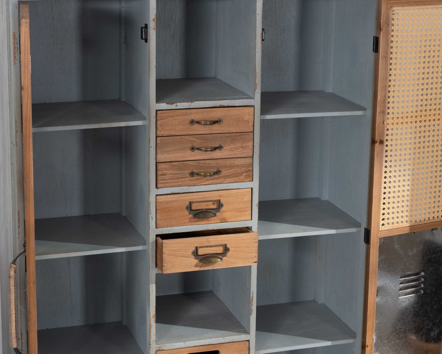 Buffet à tiroirs déco en sapin et imitation rotin "Mélimélo Indus"