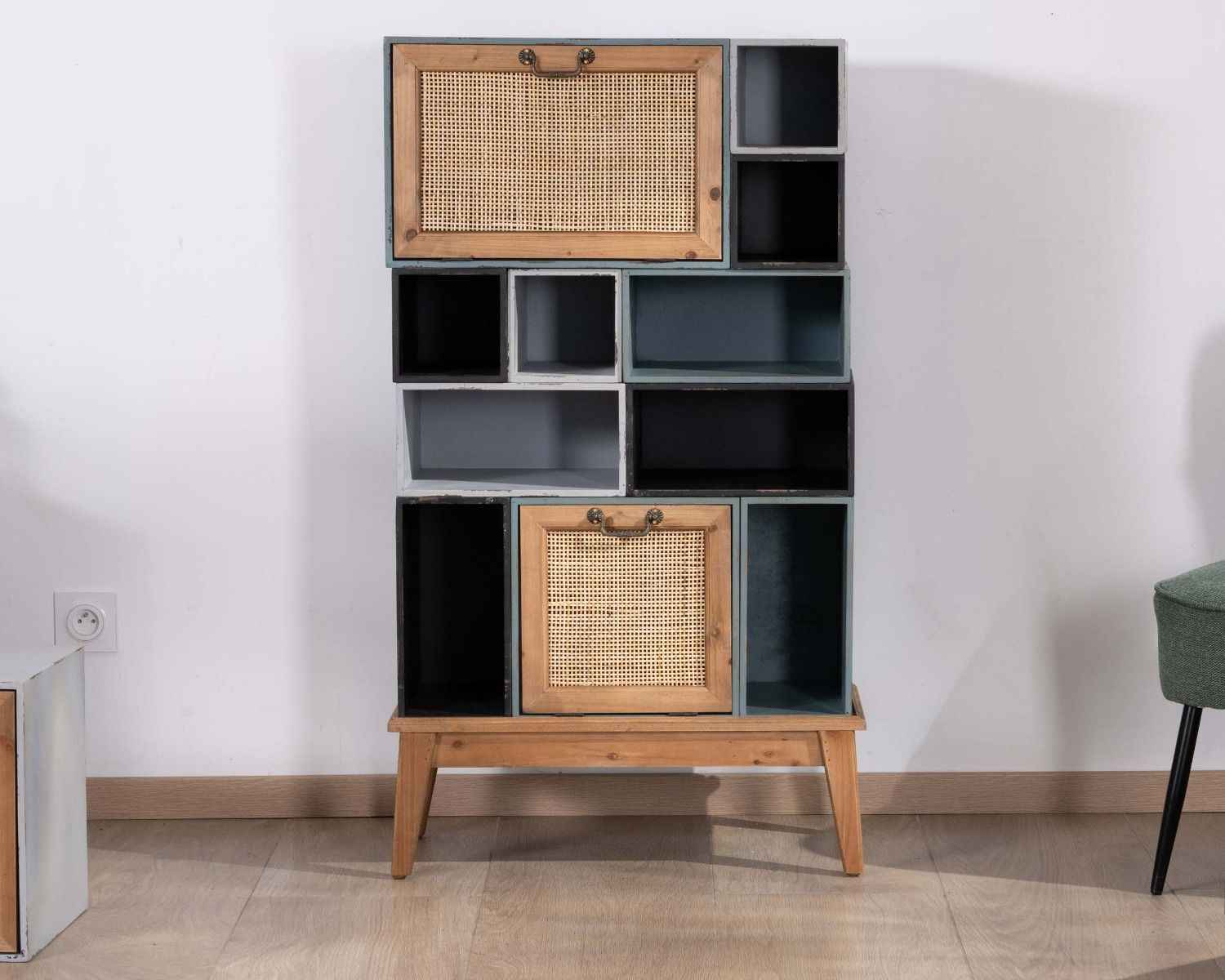 Meuble de rangement avec caissons modulaires en sapin et rotin "Mélimélo Indus"