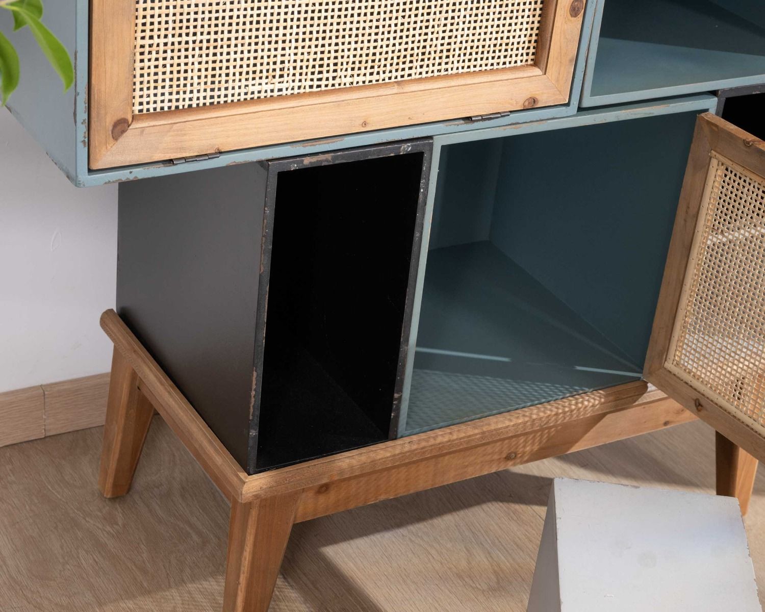 Meuble de rangement avec caissons modulaires en sapin et rotin "Mélimélo Indus"