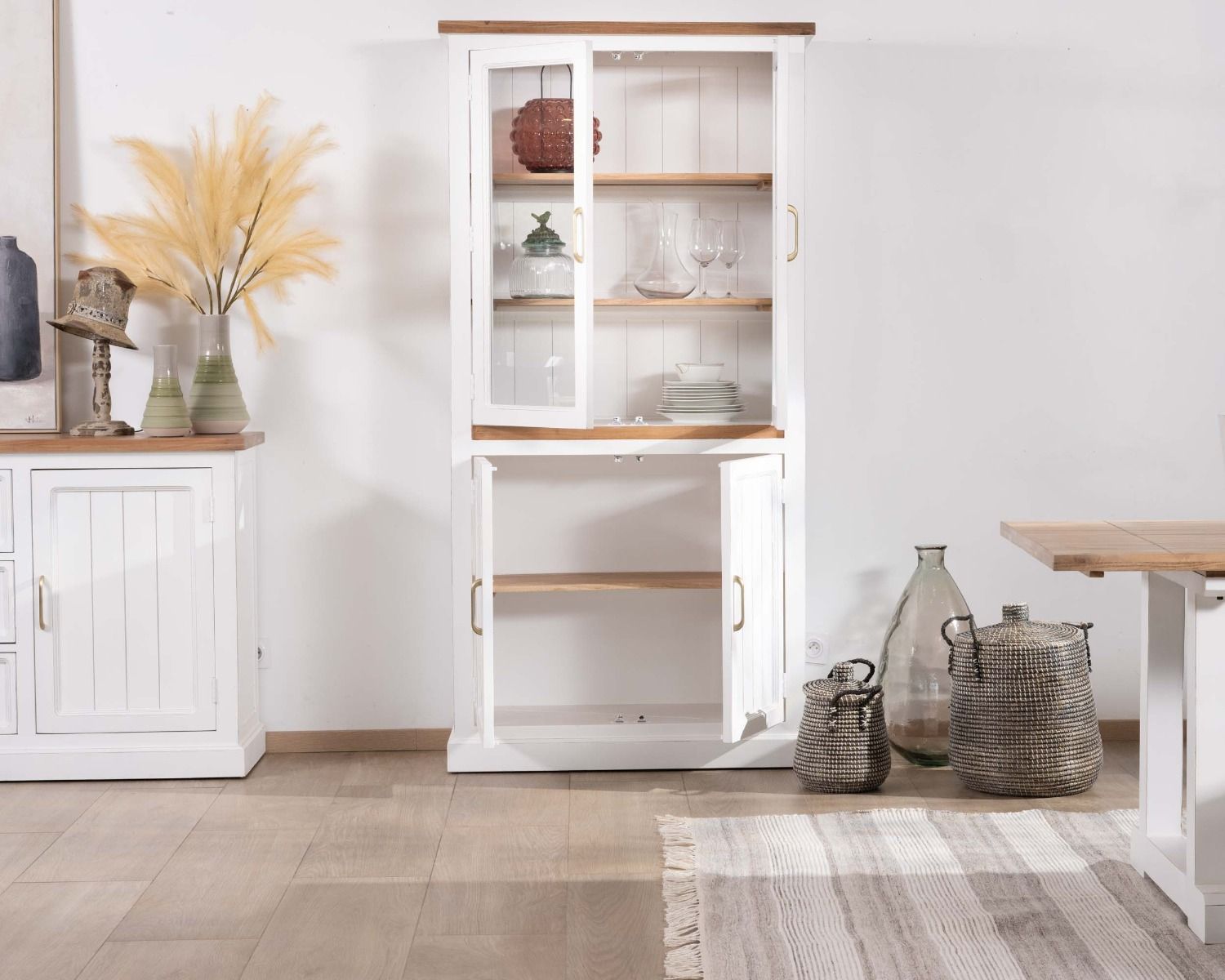 Petit vaisselier blanc en acacia avec portes vitrées "Trégastel"