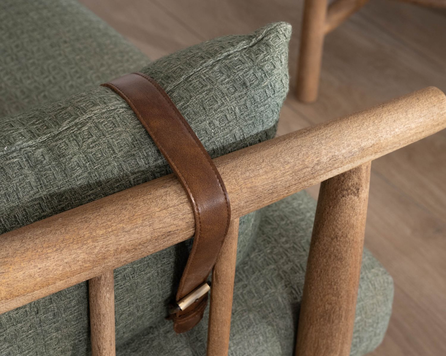 Canapé 2 places esprit ethnique en tissu gaufré kaki "Plume"