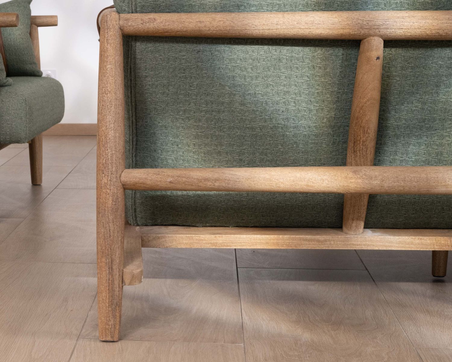 Canapé 2 places esprit ethnique en tissu gaufré kaki "Plume"