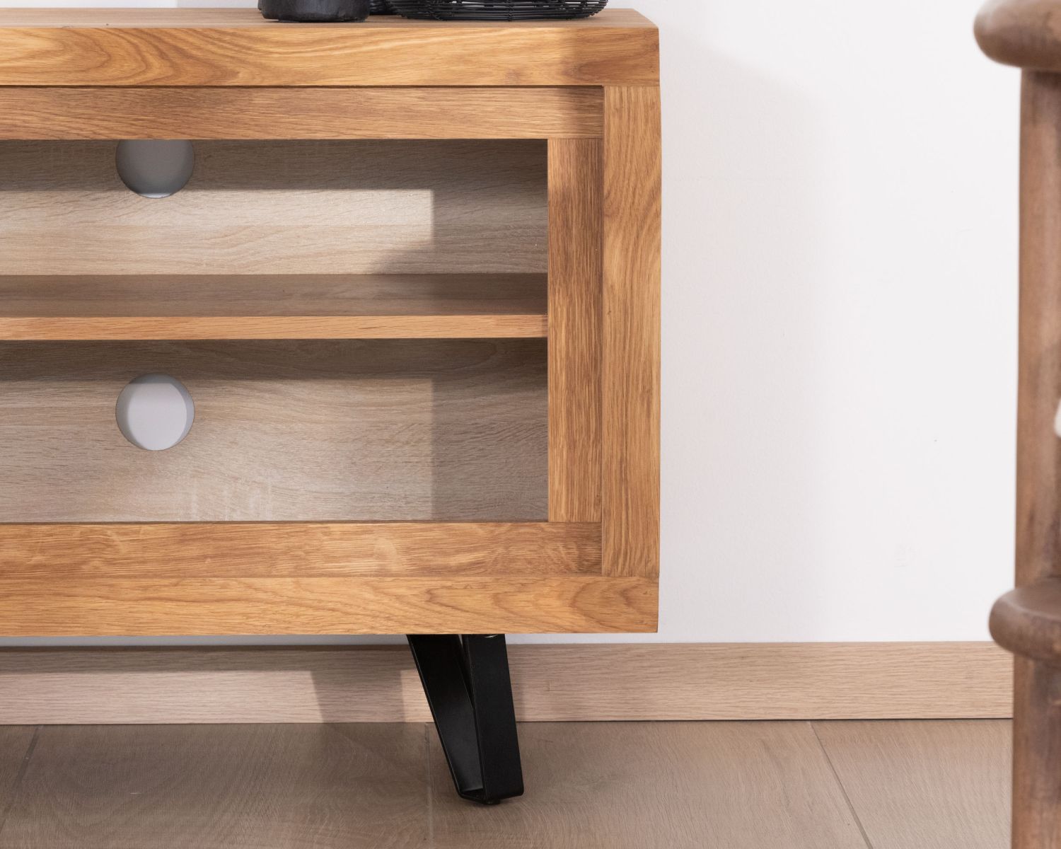 Meuble télé en chêne huilé 117 cm "Wave" esprit contemporain zen