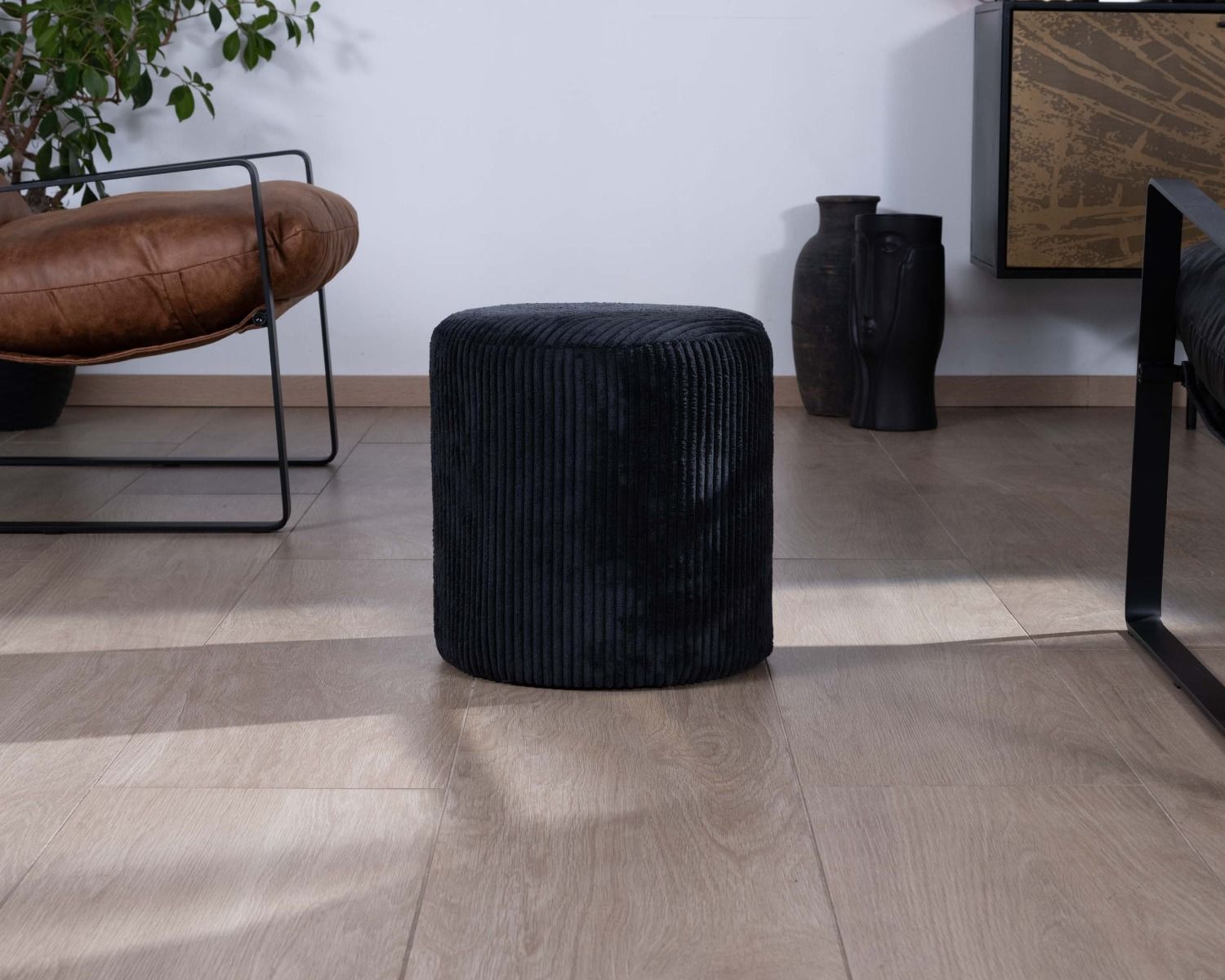 Lot de 2 poufs noirs en velours côtelé "Snaw" diamètre 35 cm