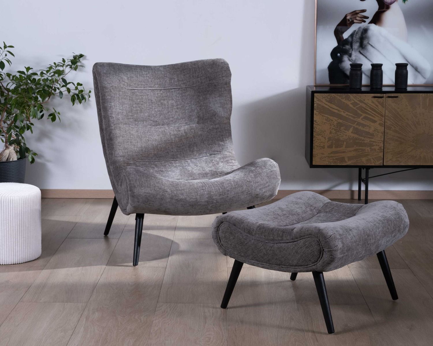 Fauteuil confort avec repose-pieds en velours gris "Caspe"