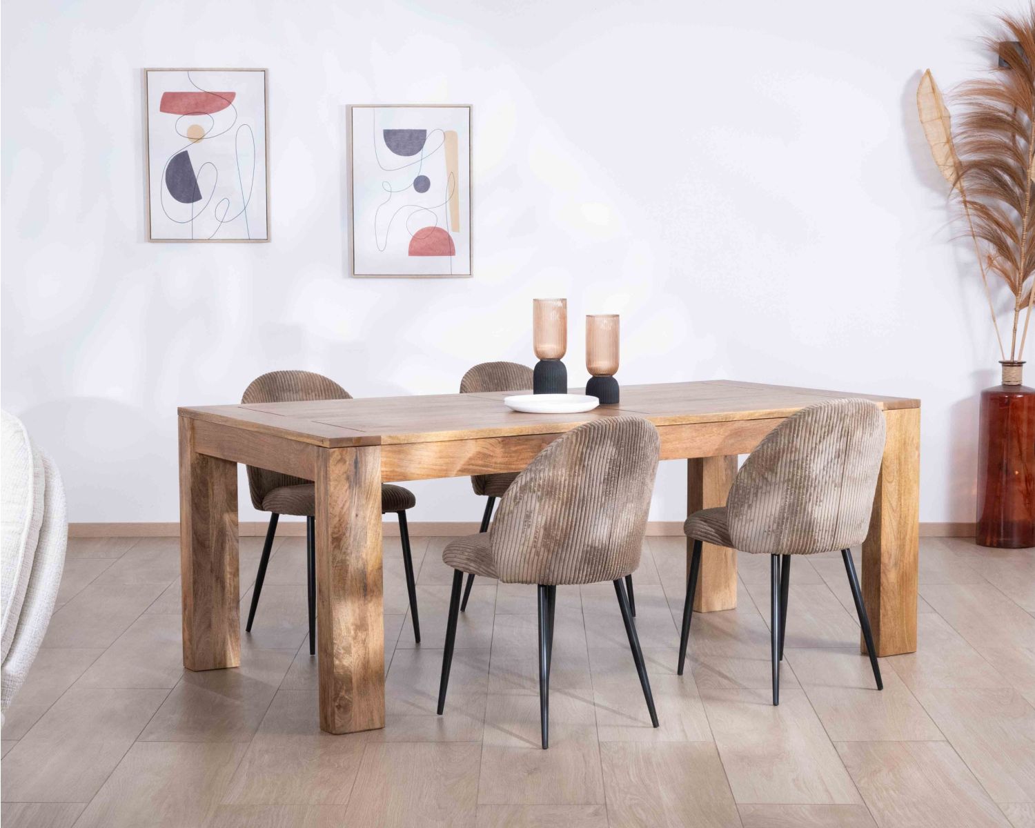 Table de repas extensible 200 à 290 cm "Jappy" en manguier foncé