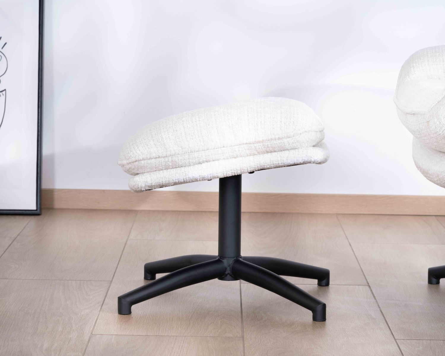 Fauteuil vintage avec pouf en tissu blanc ultra doux "Branson"