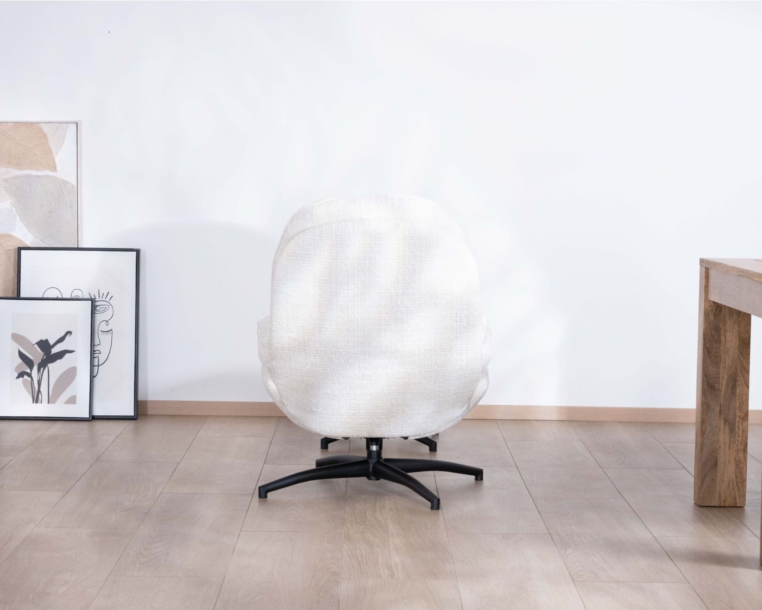 Fauteuil vintage avec pouf en tissu blanc ultra doux "Branson"