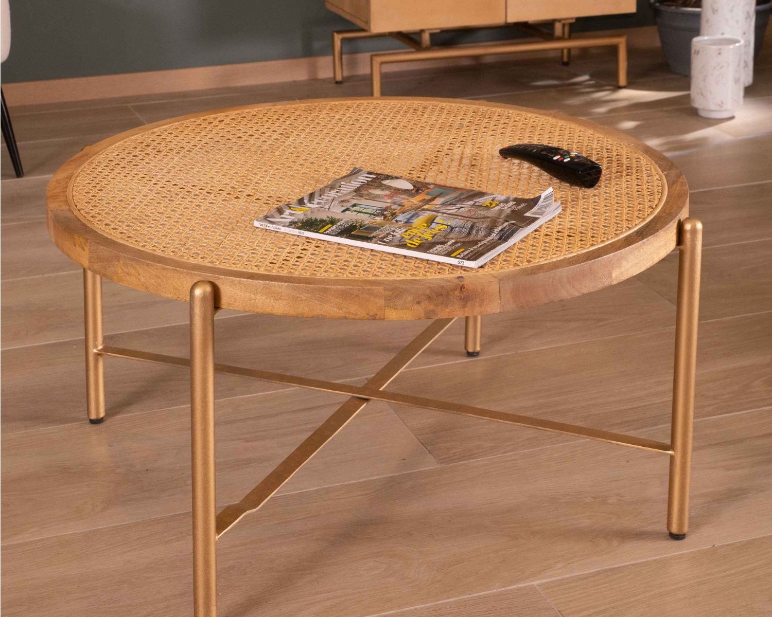 Table basse ronde plateau avec cannage et pieds dorés "Pop Vintage"