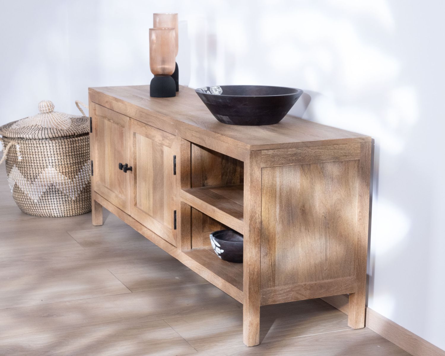 Meuble TV 160 cm en manguier "Maestro" avec double porte