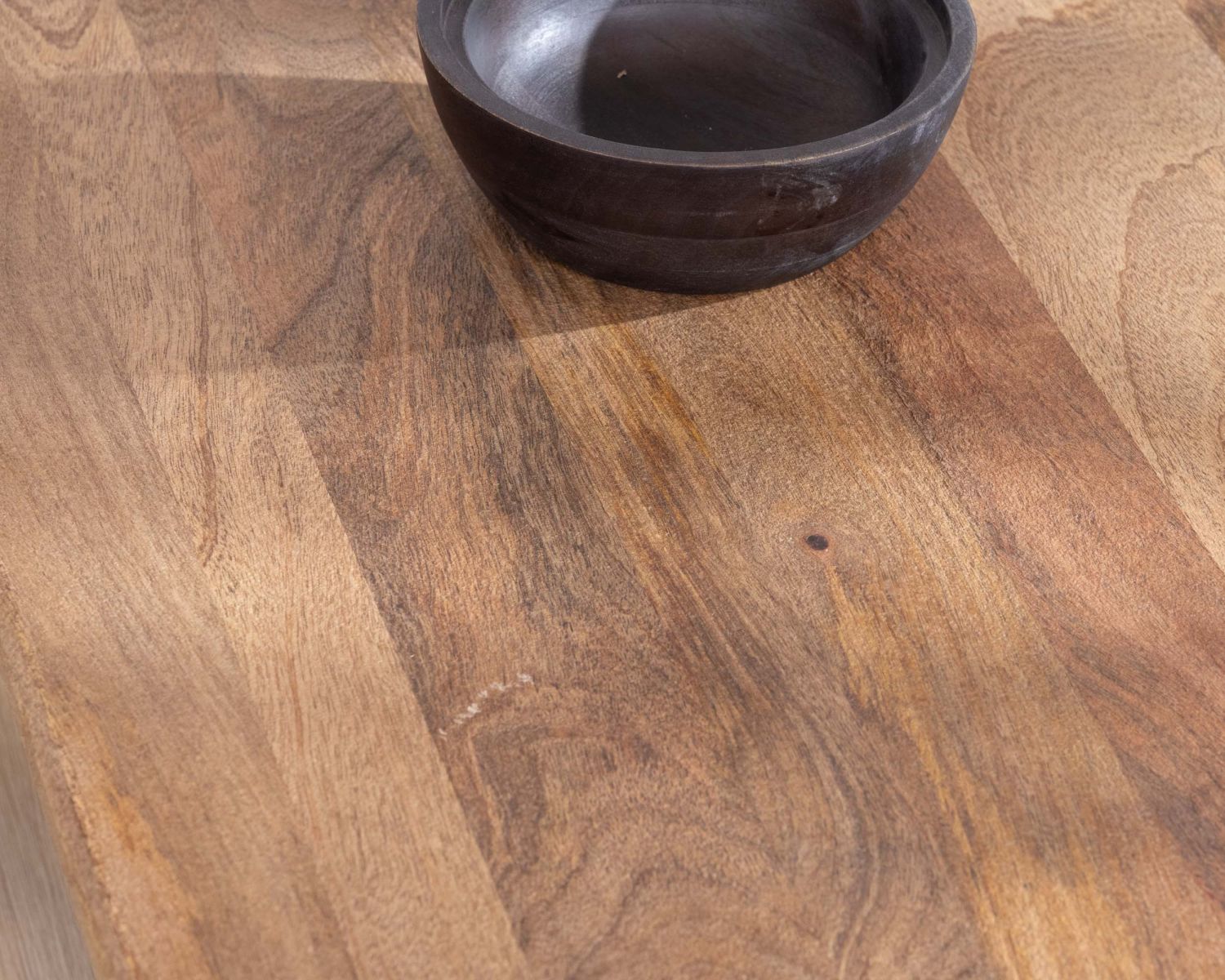 Table de salon épurée en manguier naturel "Maestro" 110 cm