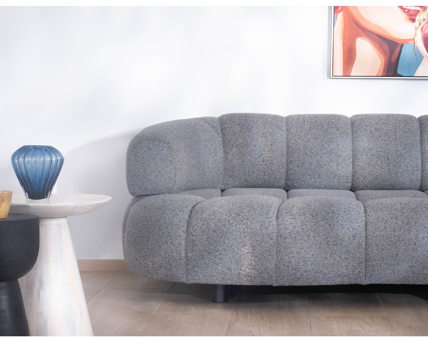 Grand canapé d'angle en tissu tramé gris "Syltan" avec profondeur d'assise réglable électriquement