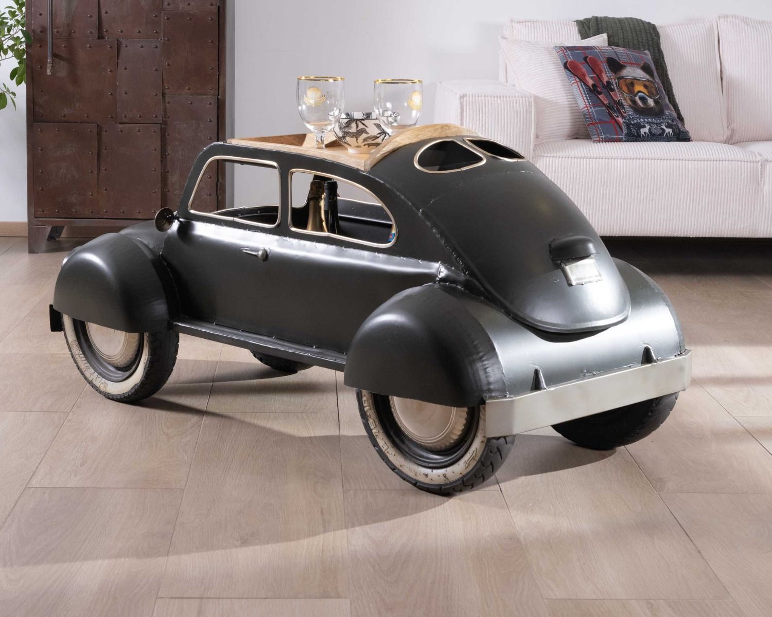 Singulière table basse vintage voiture vert foncé et plateau bois "Crazy"