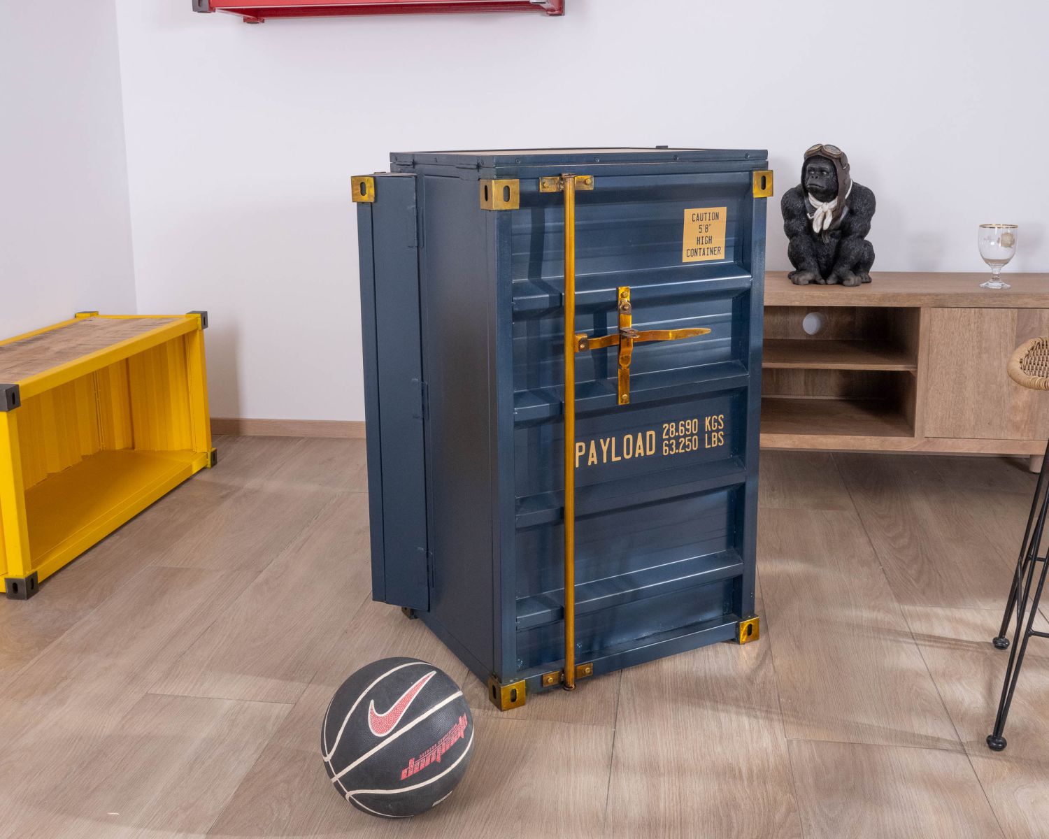 Petit meuble de bar modulable esprit conteneur "Crazy"