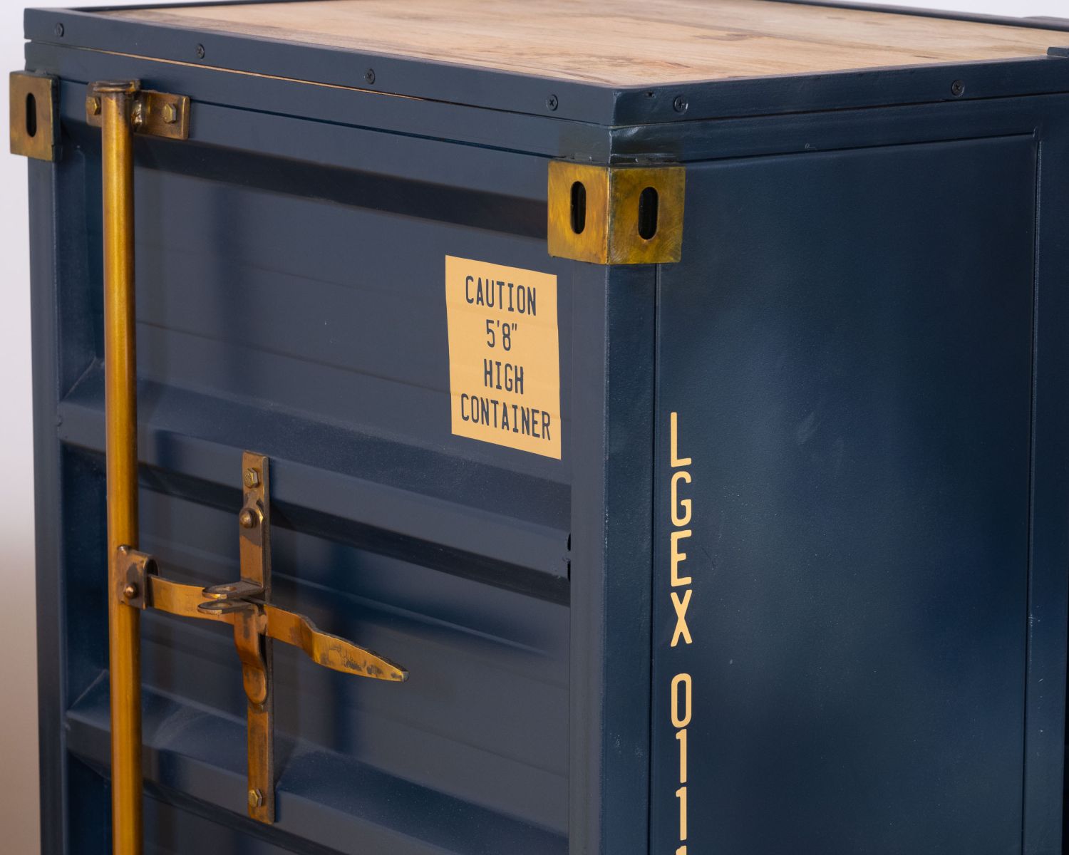 Petit meuble de bar modulable esprit conteneur "Crazy"