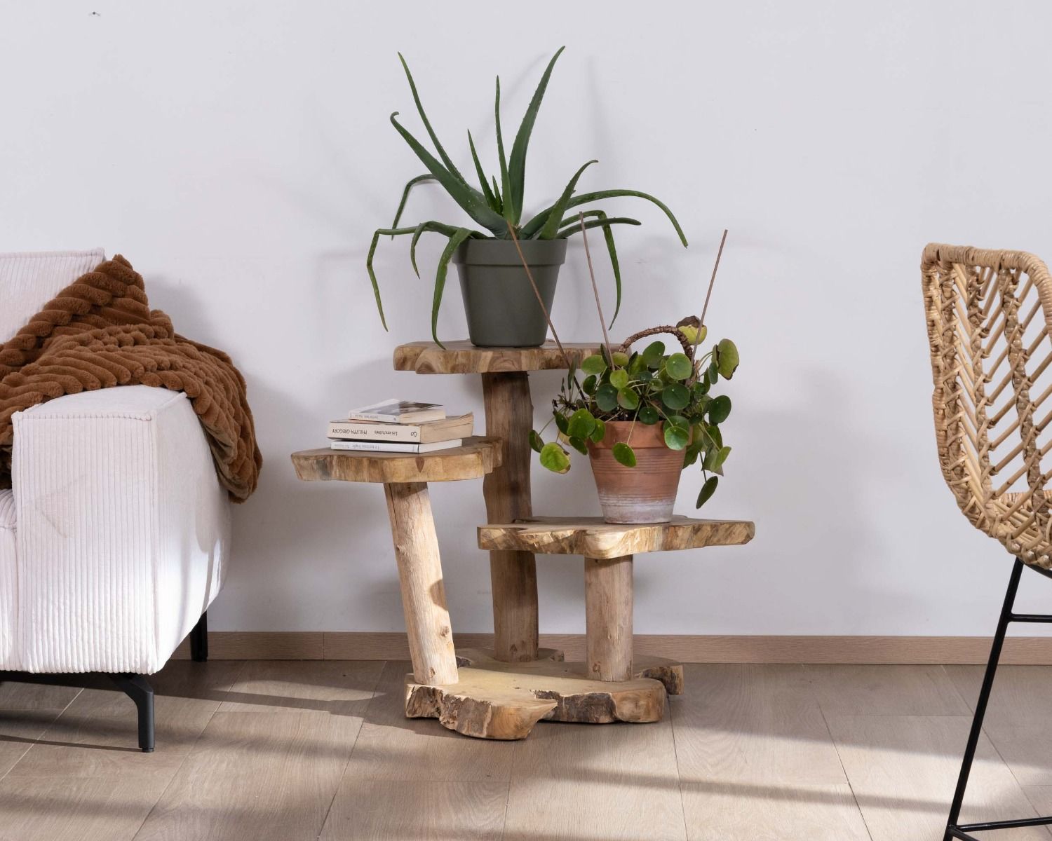 Support porte-plantes à 3 niveaux en teck recyclé "Farmer"